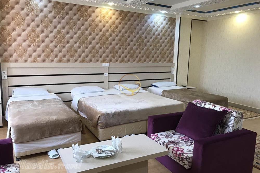 اتاق چهار تخته هتل 3 ستاره سپاهان اصفهان | علاءالدین تراول
