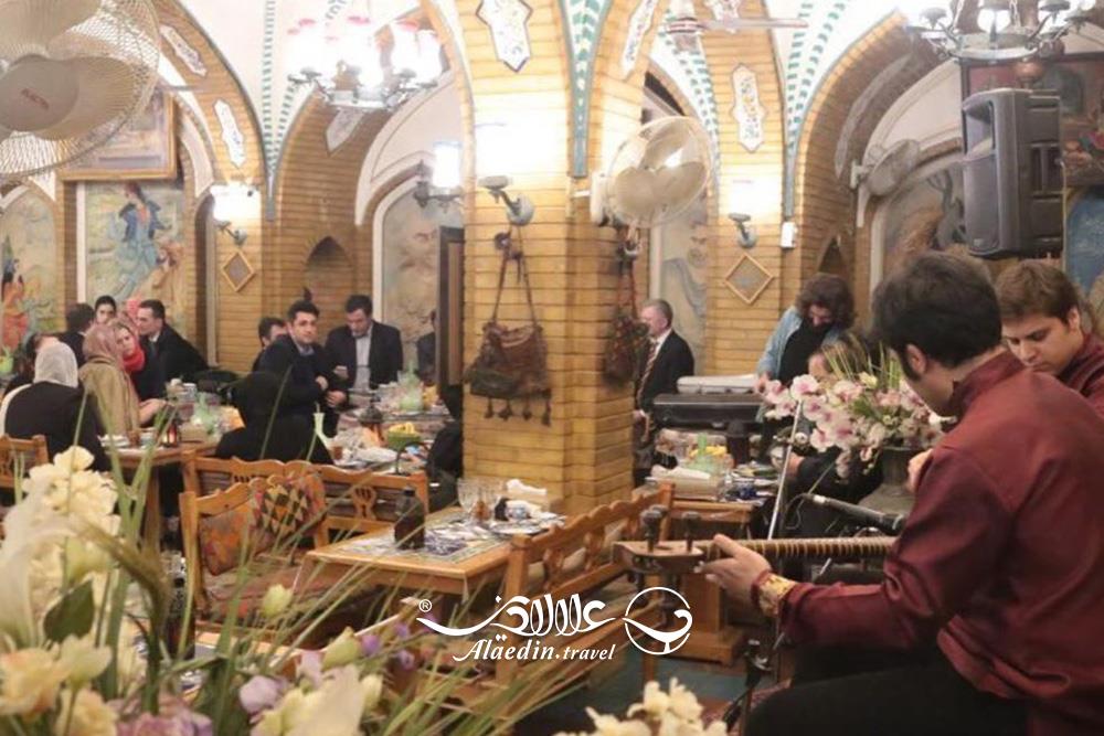 حمید پیروی مدیر سفره خانه باغ صبا