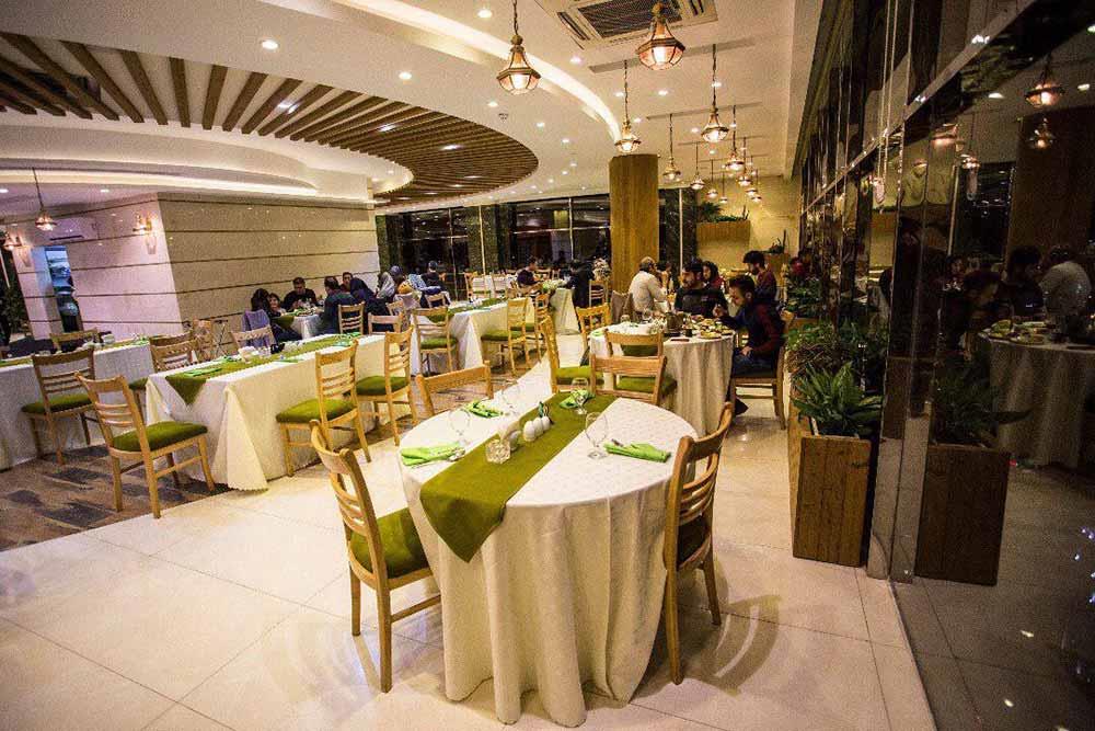 کافه رستوران برگ اراک | علاءالدین تراول