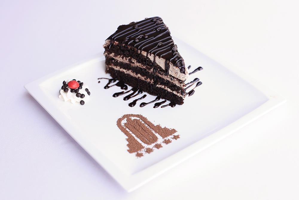 کافه ایتالیایی پرسیت هتل پارسیان آزادی | علاءالدین تراول