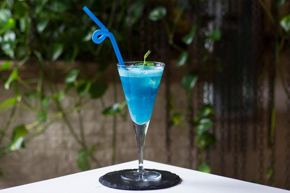 کافی شاپ هتل اسکان فرصت تهران | علاءالدین تراول