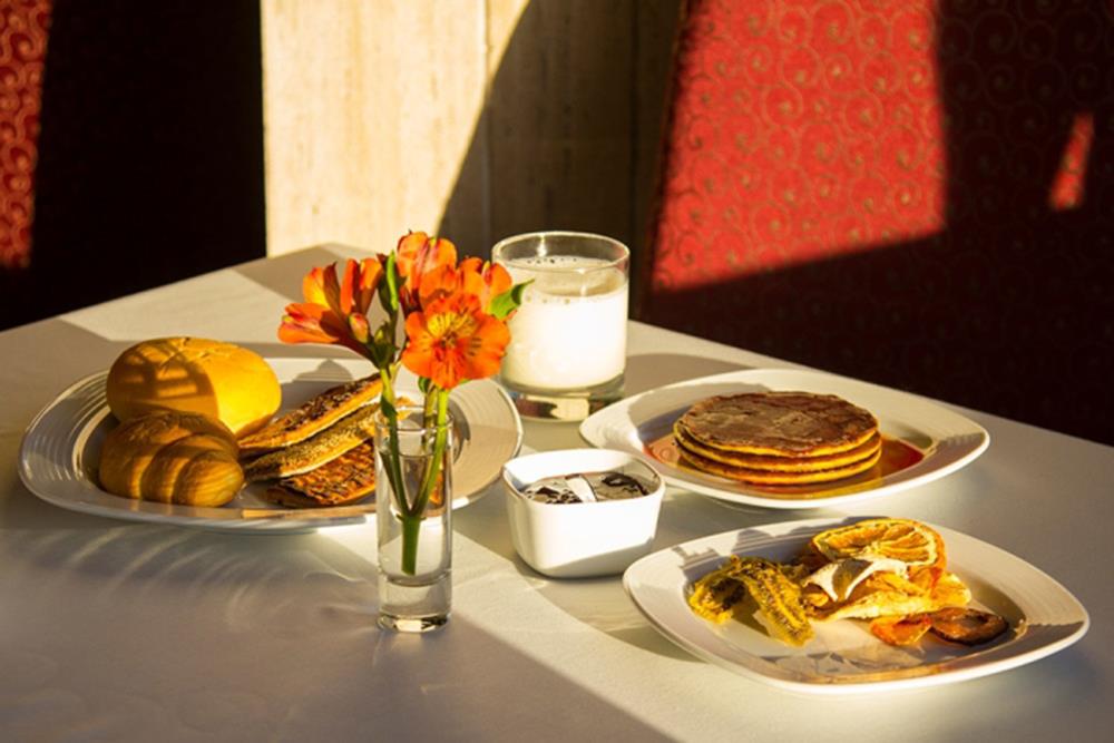 رستوران ایرانی شار هتل اسکان الوند تهران | علاءالدین تراول