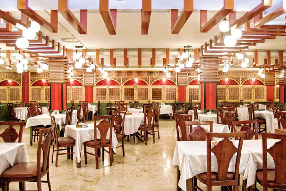 صبحانه خوری هتل فردوسی تهران | علاءالدین تراول