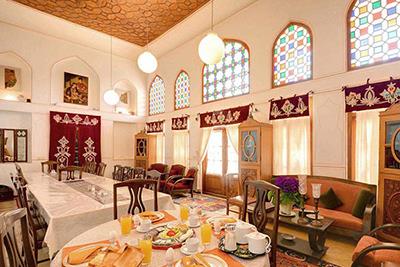 کافه رستوران هوگر اصفهان