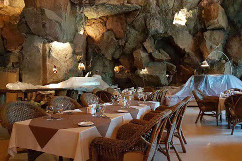 رستوران کوه نور کیش | علاءالدین تراول