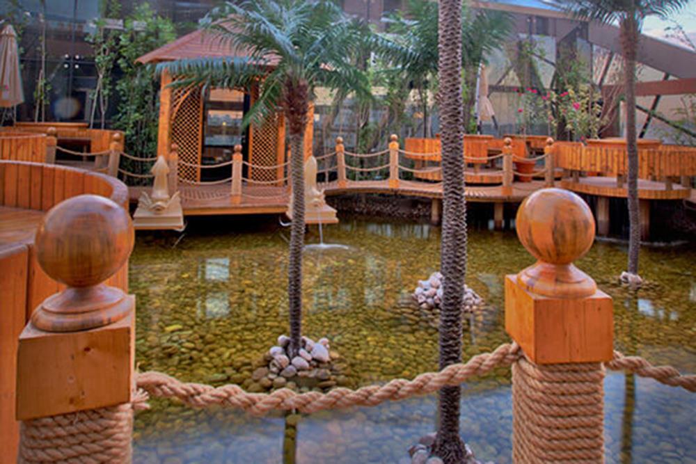 چایخانه سنتی برکه هتل درویشی مشهد | علاءالدین تراول