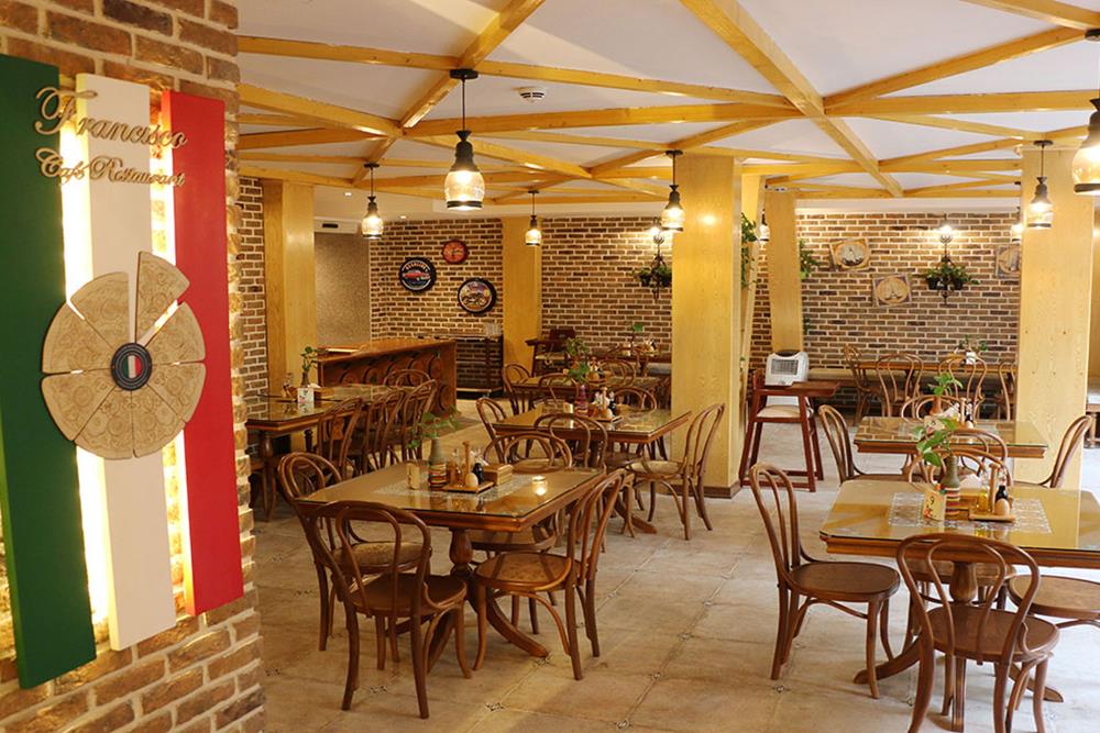 کافه رستوران فرانسیسکو هتل قصرطلایی مشهد | علاءالدین تراول