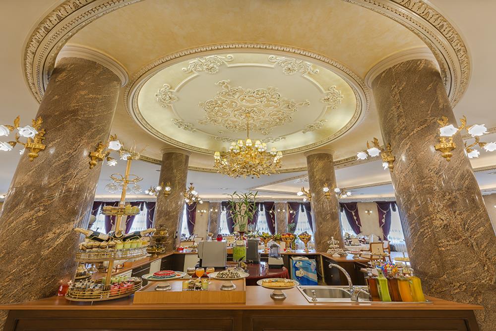 رستوران ترنم هتل قصرطلایی مشهد | علاءالدین تراول