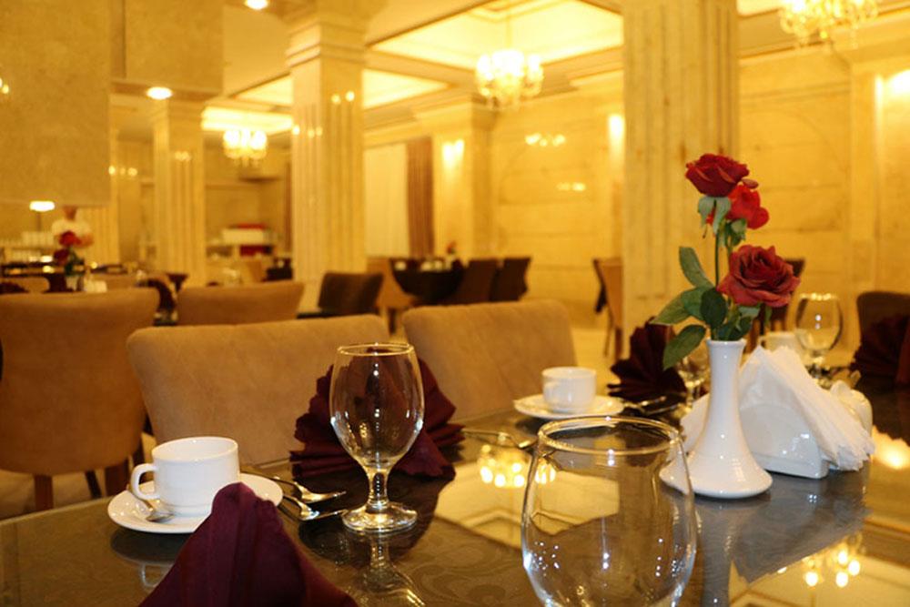 رستوران هتل بغدادی قزوین | علاءالدین تراول