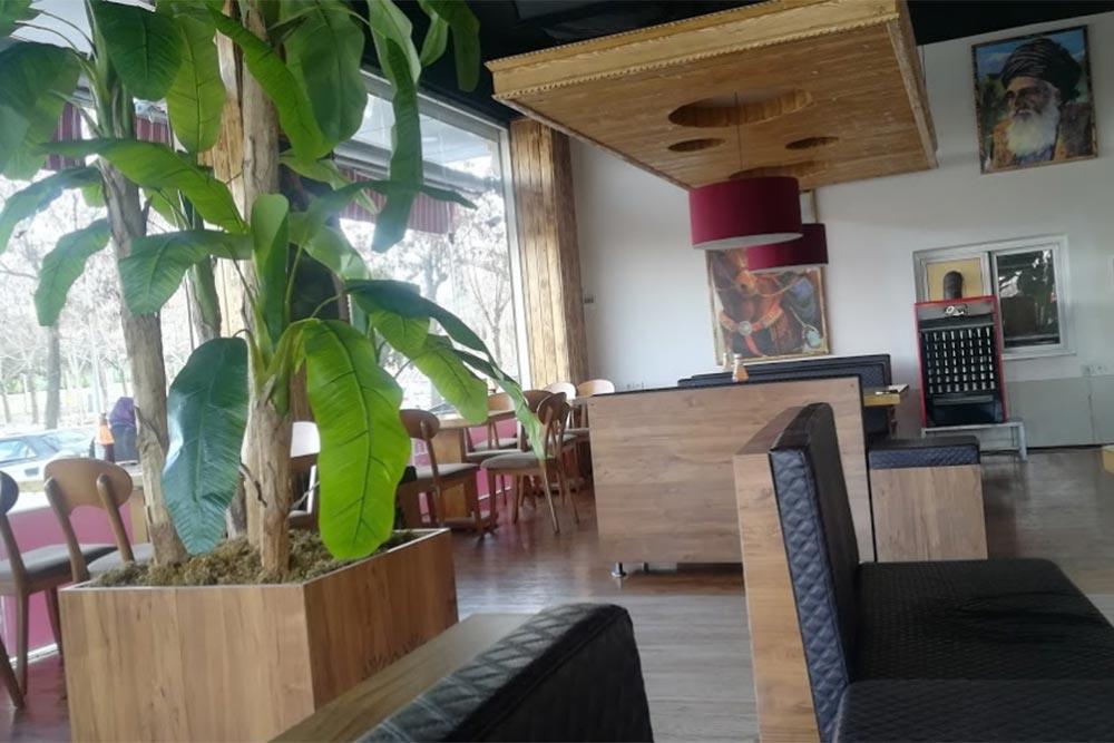 کافه رستوران لیندو سنندج | علاءالدین تراول