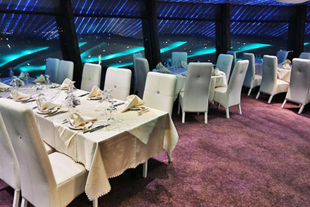 رستوران گردان برج سفید تهران | علاءالدین تراول