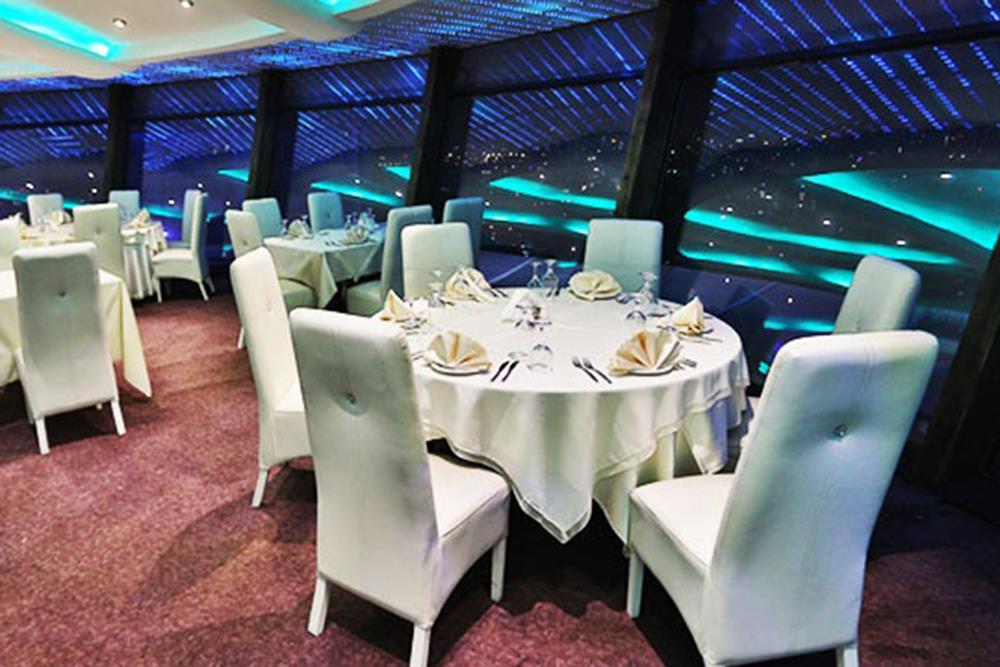 رستوران گردان برج سفید تهران | علاءالدین تراول