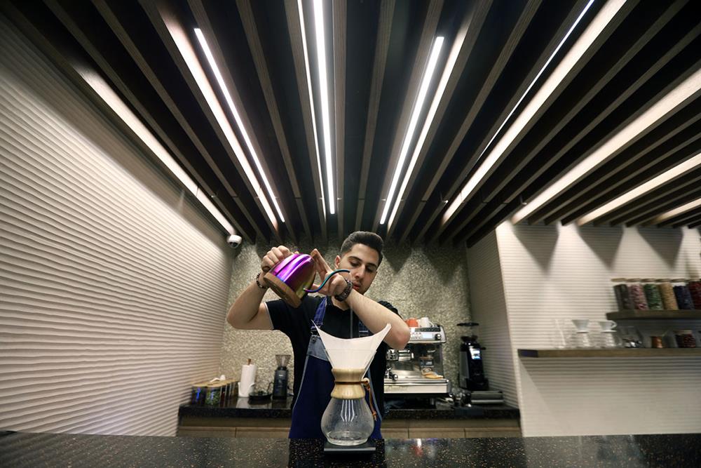 کافه سودا هتل آتانا تهران | علاءالدین تراول