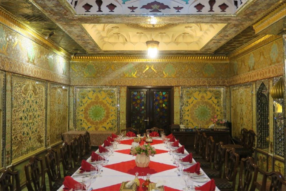 رستوران نمکدون هتل لاله تهران | علاءالدین تراول