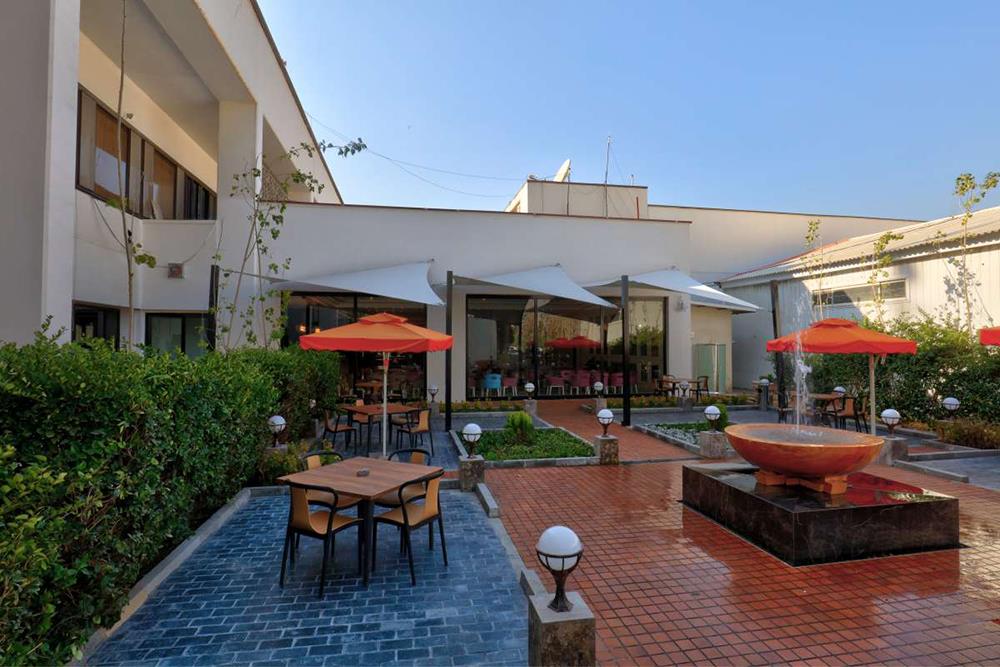 کافی شاپ هتل المپیک تهران | علاءالدین تراول