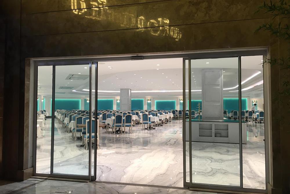 رستوران رویال هتل ویستریا تهران | علاءالدین تراول