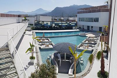 رستوران کافه آبشار هتل ویلا وستا تنکابن