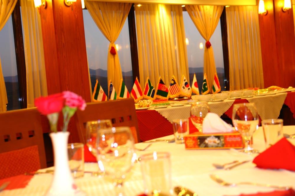 رستوران هتل بزرگ زنجان | علاءالدین تراول