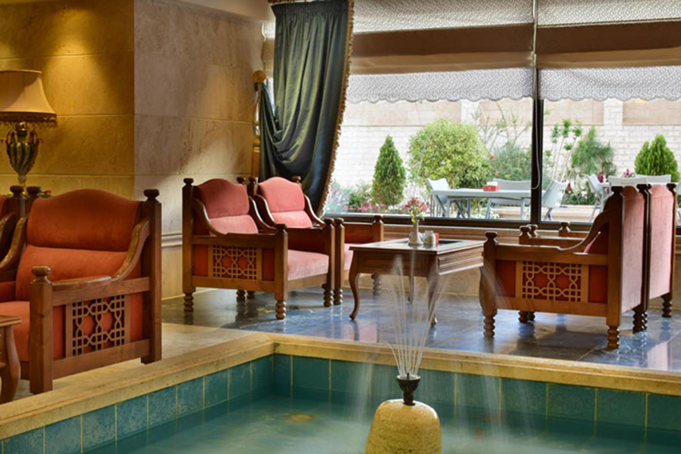 لابی لانژ و کافی شاپ هتل زندیه شیراز | علاءالدین تراول