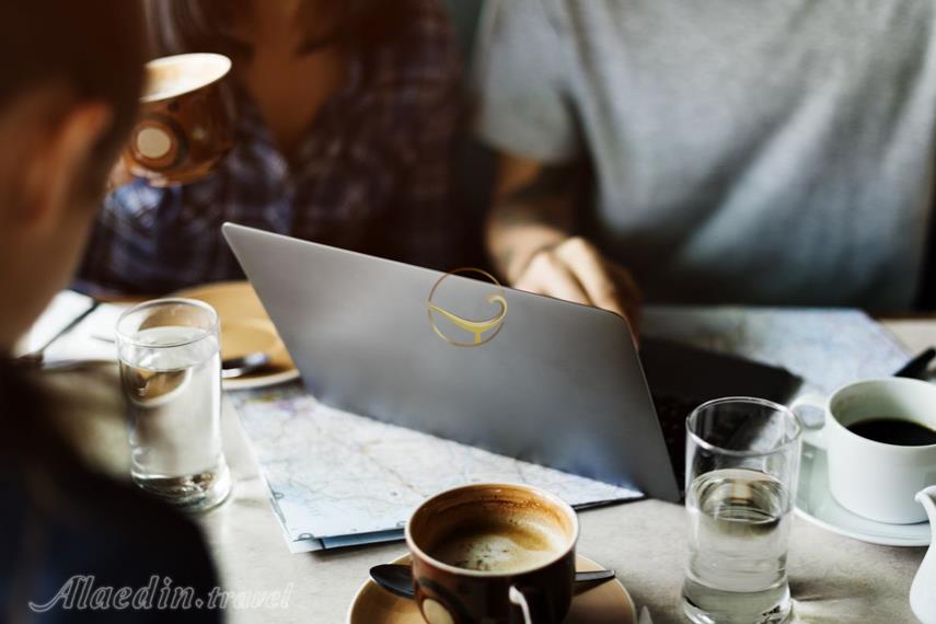 کافه پینو هتل ارم تهران | علاءالدین تراول