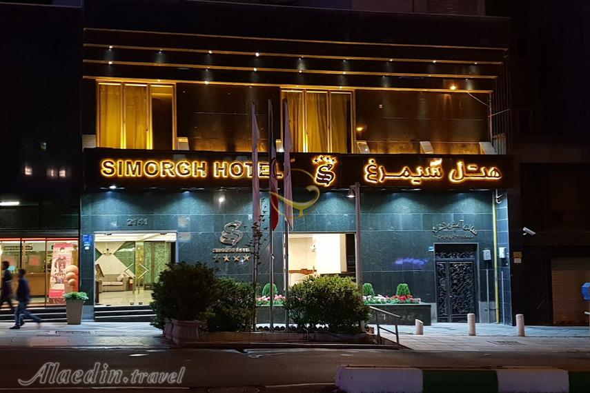 رستوران میامی هتل سیمرغ تهران | علاءالدین تراول