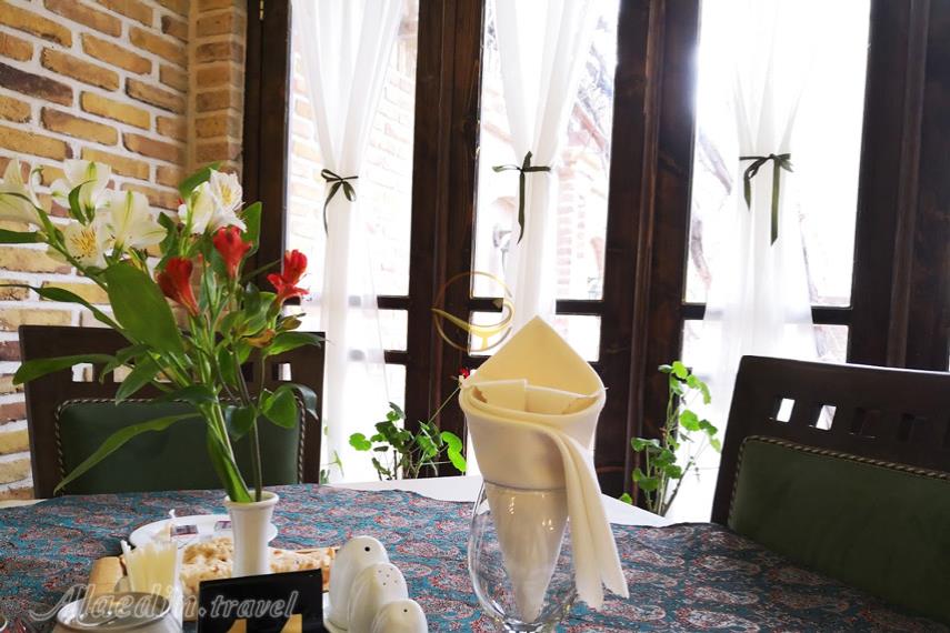 رستوران ملک شاهان مشهد