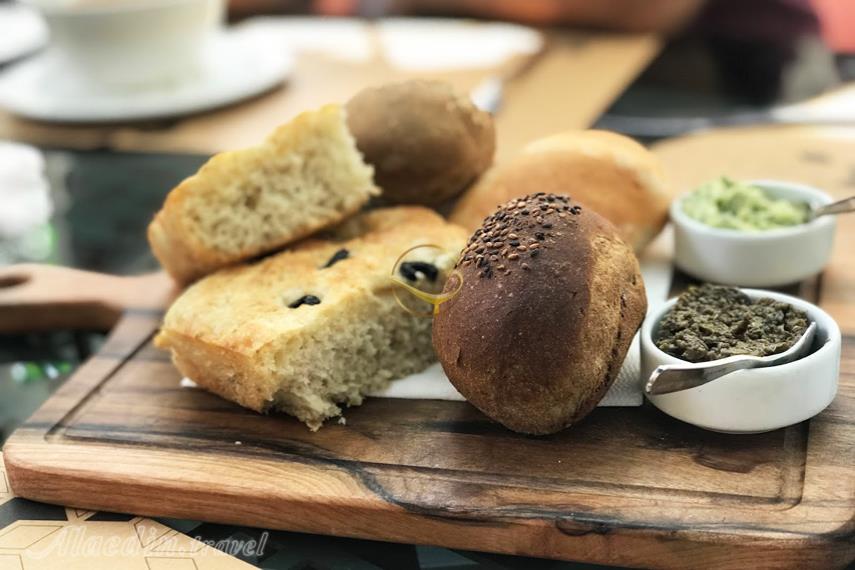 کافه رستوران پستو تهران | علاالدین تراول