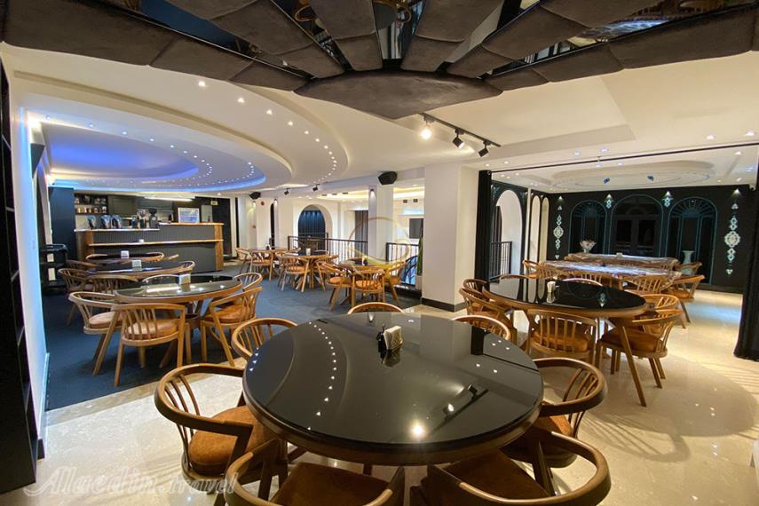 کافه رستوران سجاد قم | بهترین رستورانهای قم