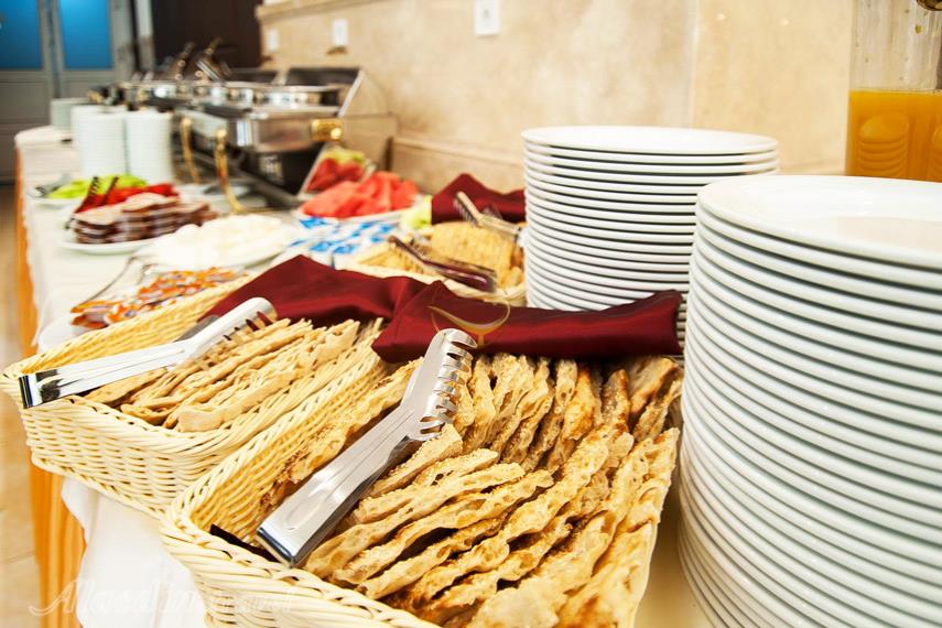 کافه رستوران شاندیز صفه اصفهان