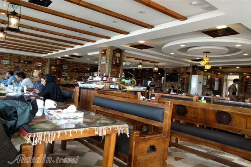 رستوران میداف بوشهر