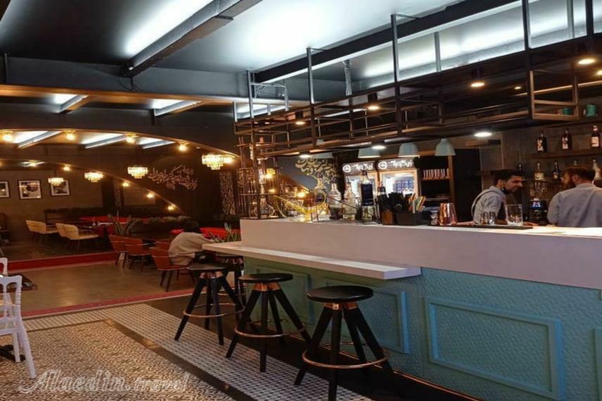 کافه رستوران زیگورات اصفهان