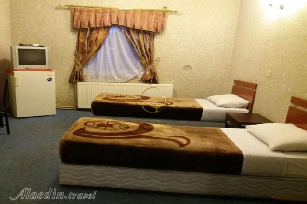 عکس های Tourist Hotel in Aligudarz