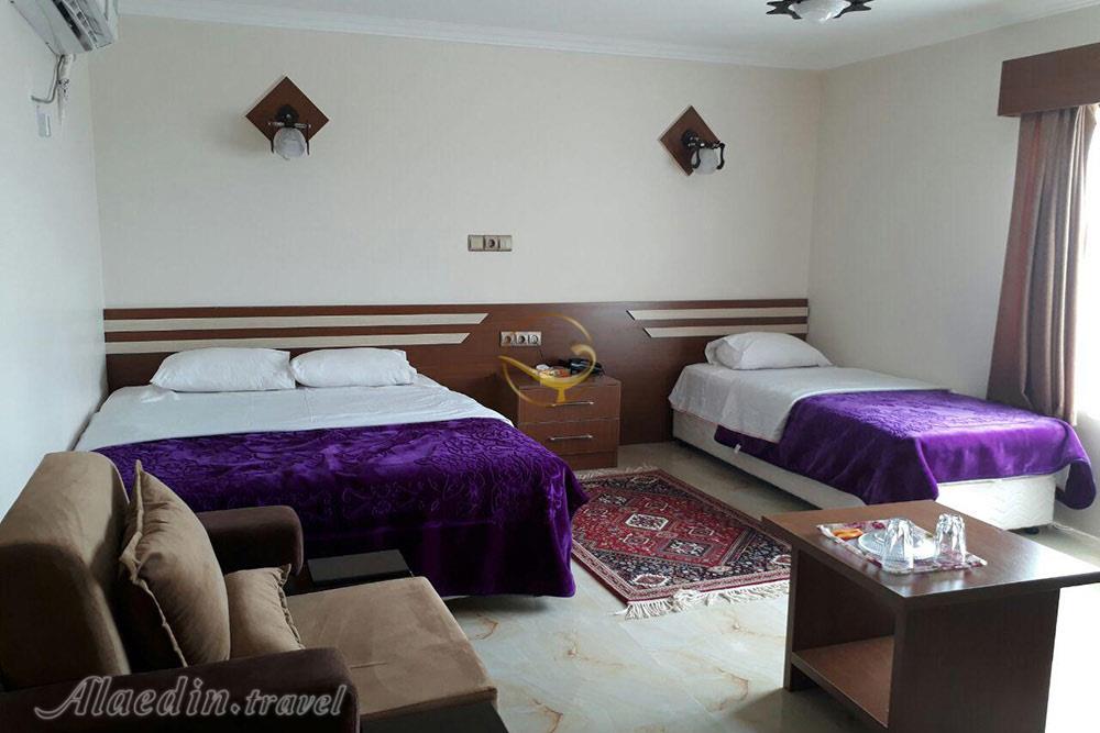 عکس های Persian Gulf Star Hotel in Bandar Ganaveh