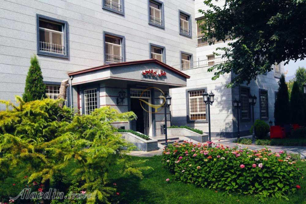 عکس های هتل پردیس کرج