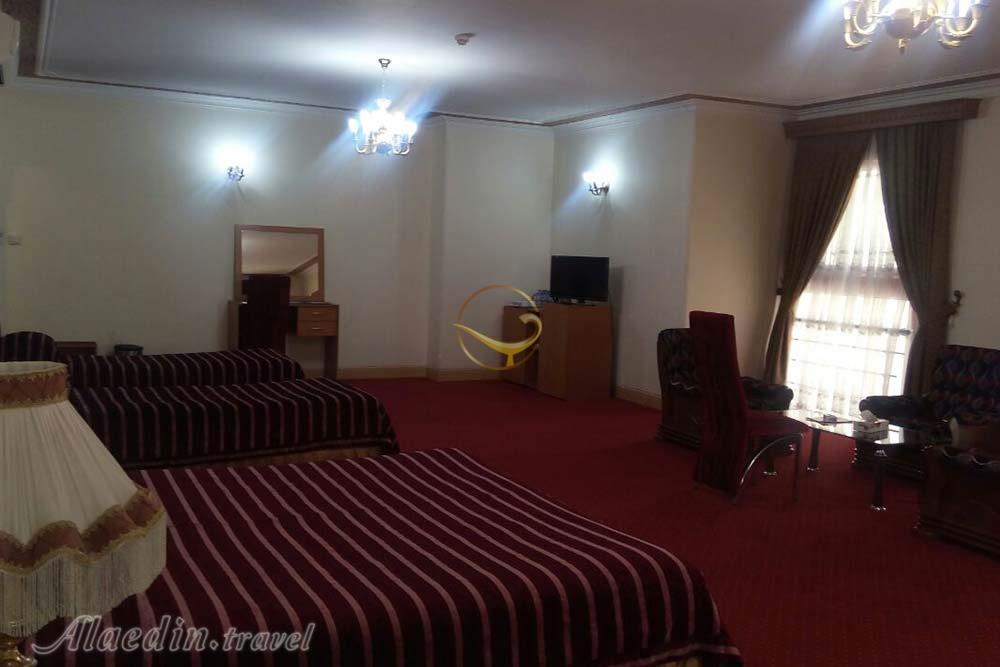 عکس های Jamshid Hotel in Kermanshah