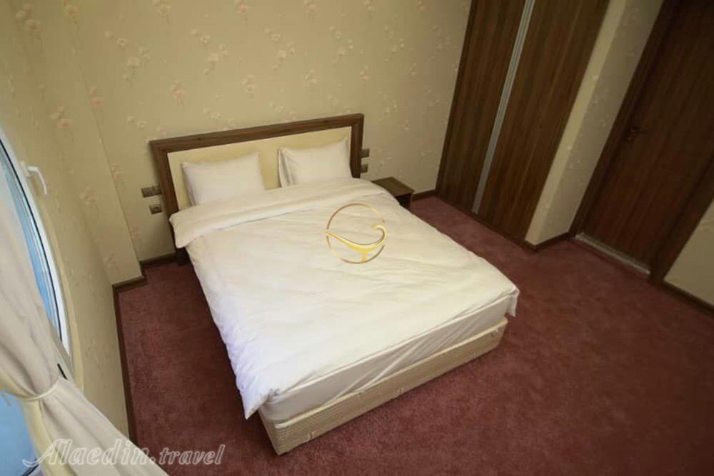 عکس های Shahrzad Hotel in Lahijan