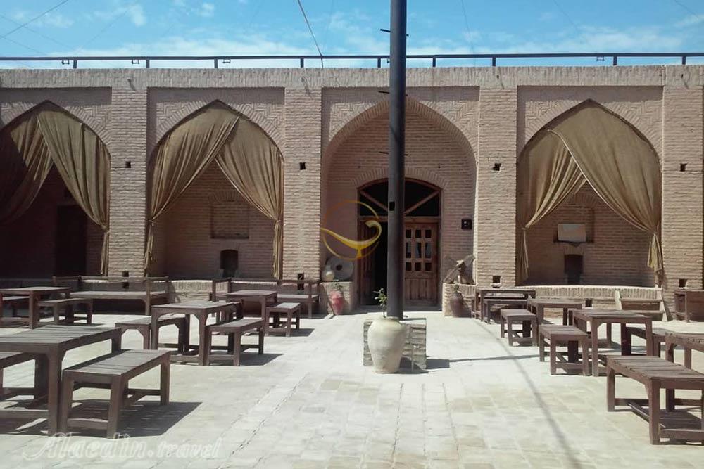 عکس های Safavid Caravanserai in Mehriz