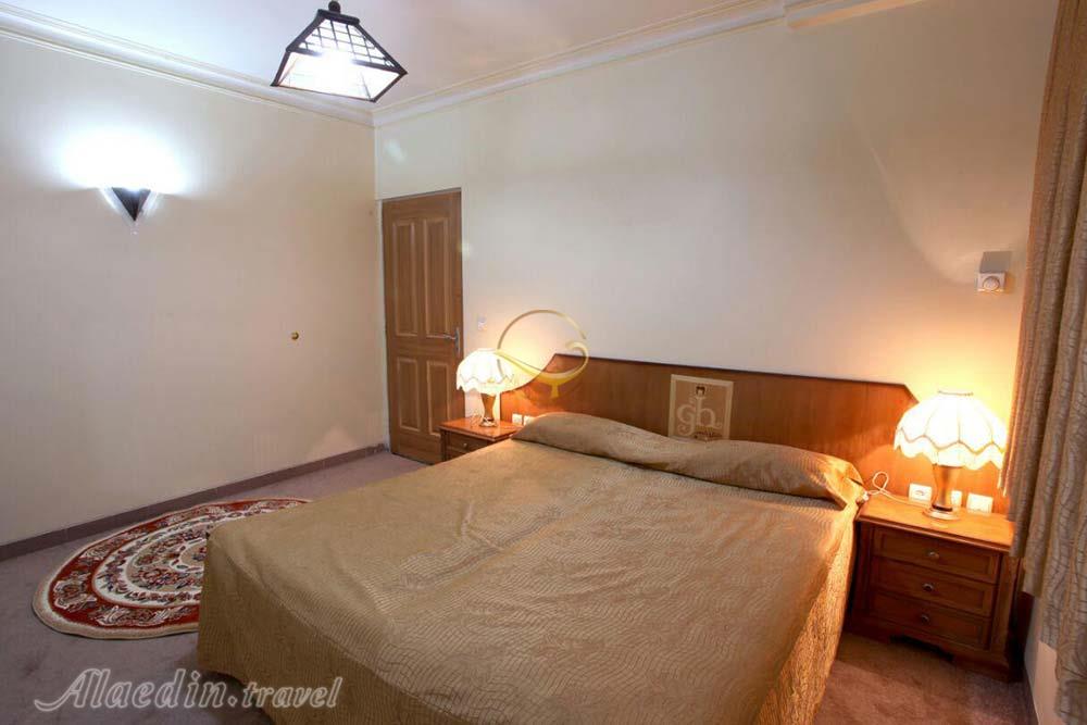 عکس های Ghasr Apartment Hotel in Qom