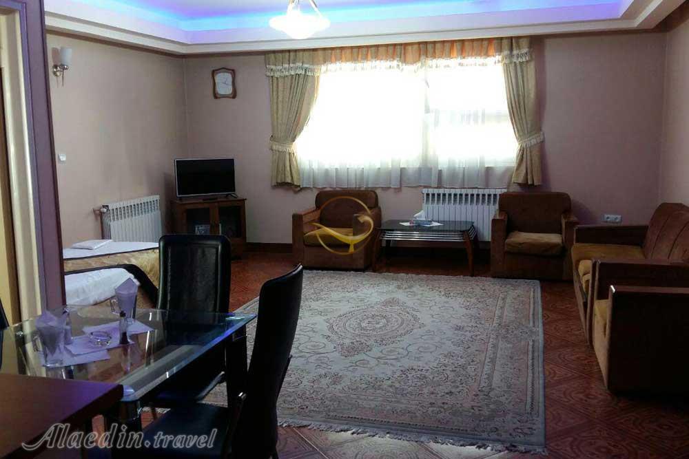 عکس های Parmis Apartment Hotel in Shiraz