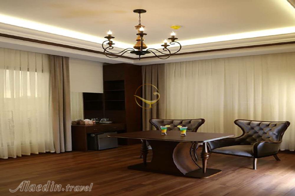 عکس های Royal Palace Hotel in Tabriz