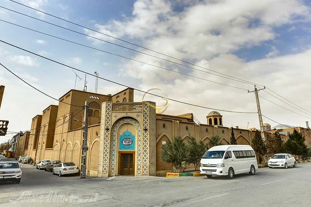 Facade of four star Moshir al-Mamalek Garden Hotel in Yazd| Alaedin Travel