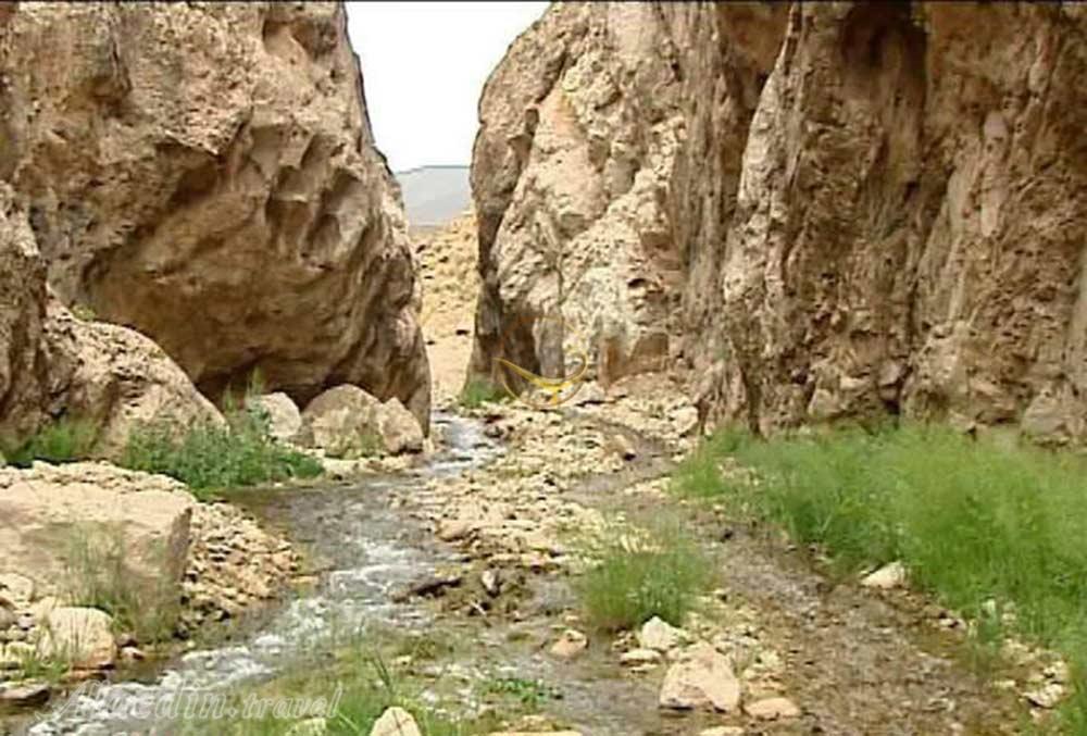 Lazureh Springs of Aradan | Alaedin Travel