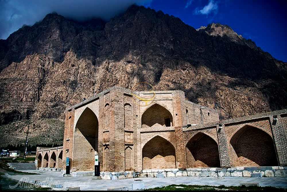 کاروانسرای شاه عباسی بیستون کرمانشاه | علاءالدین تراول