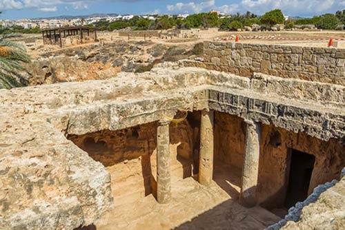 مقبره پادشاهان در پافوس - قبرس