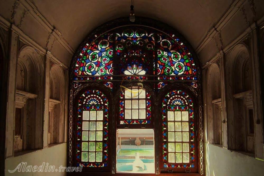 موزه آیینه و روشنایی یزد (موزه قصر آیینه) | علاءالدین تراول