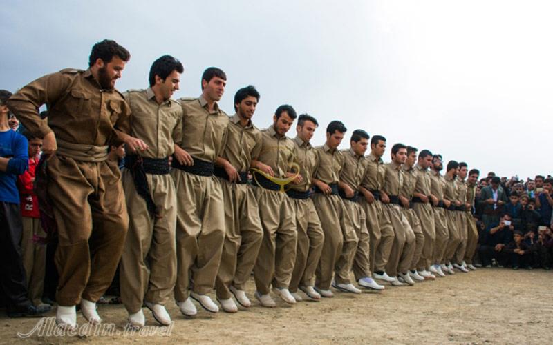 آشنایی با رقص کردی