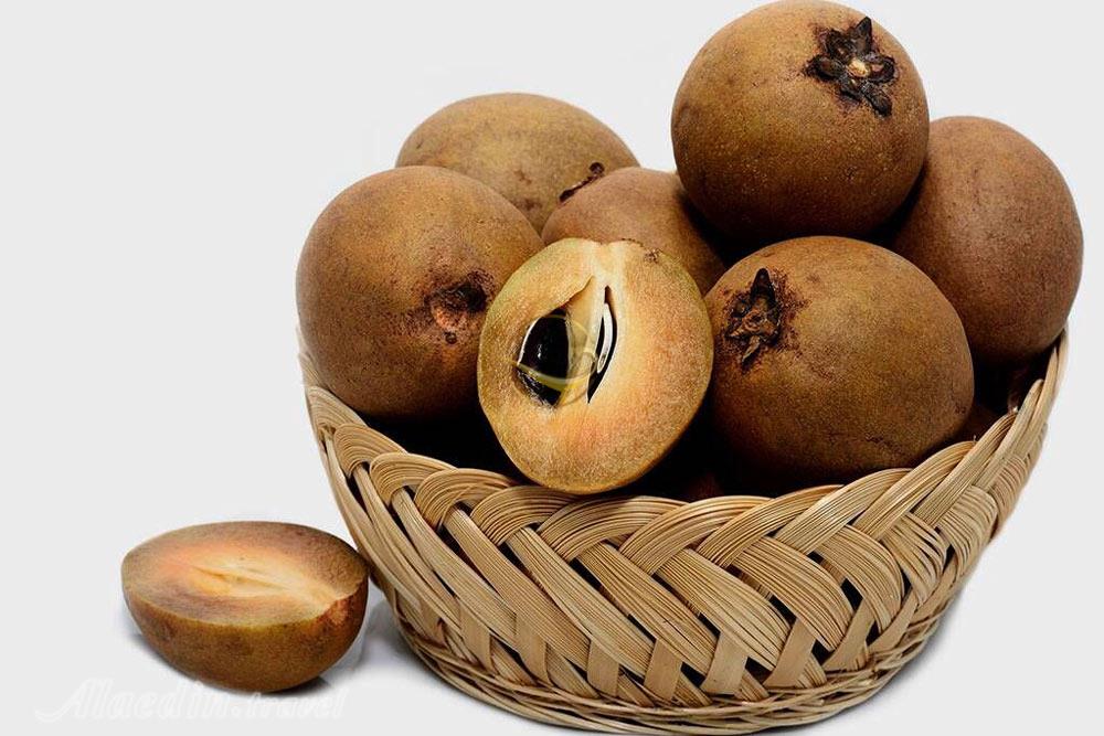 میوه چیکو