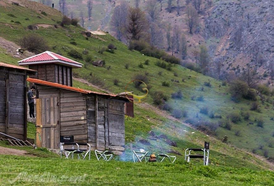 کلبه های چوبی 