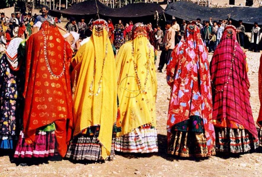 لباس زنان عشایر بختیاری 